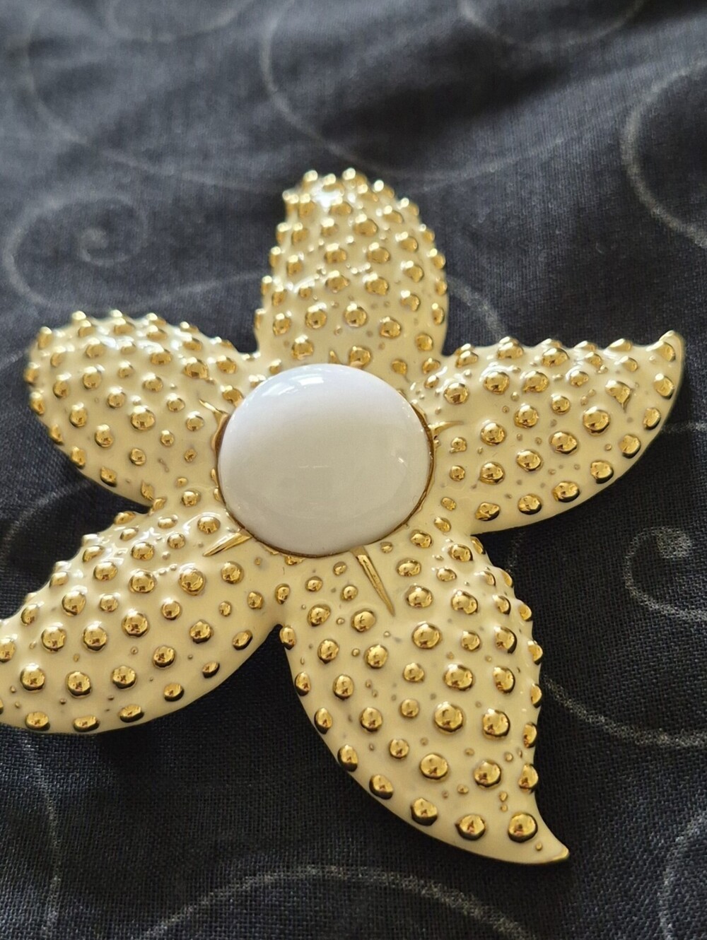 Kenneth Jay Lane Starfish Brooch Pin, Gold Tone White Enamel, Signed